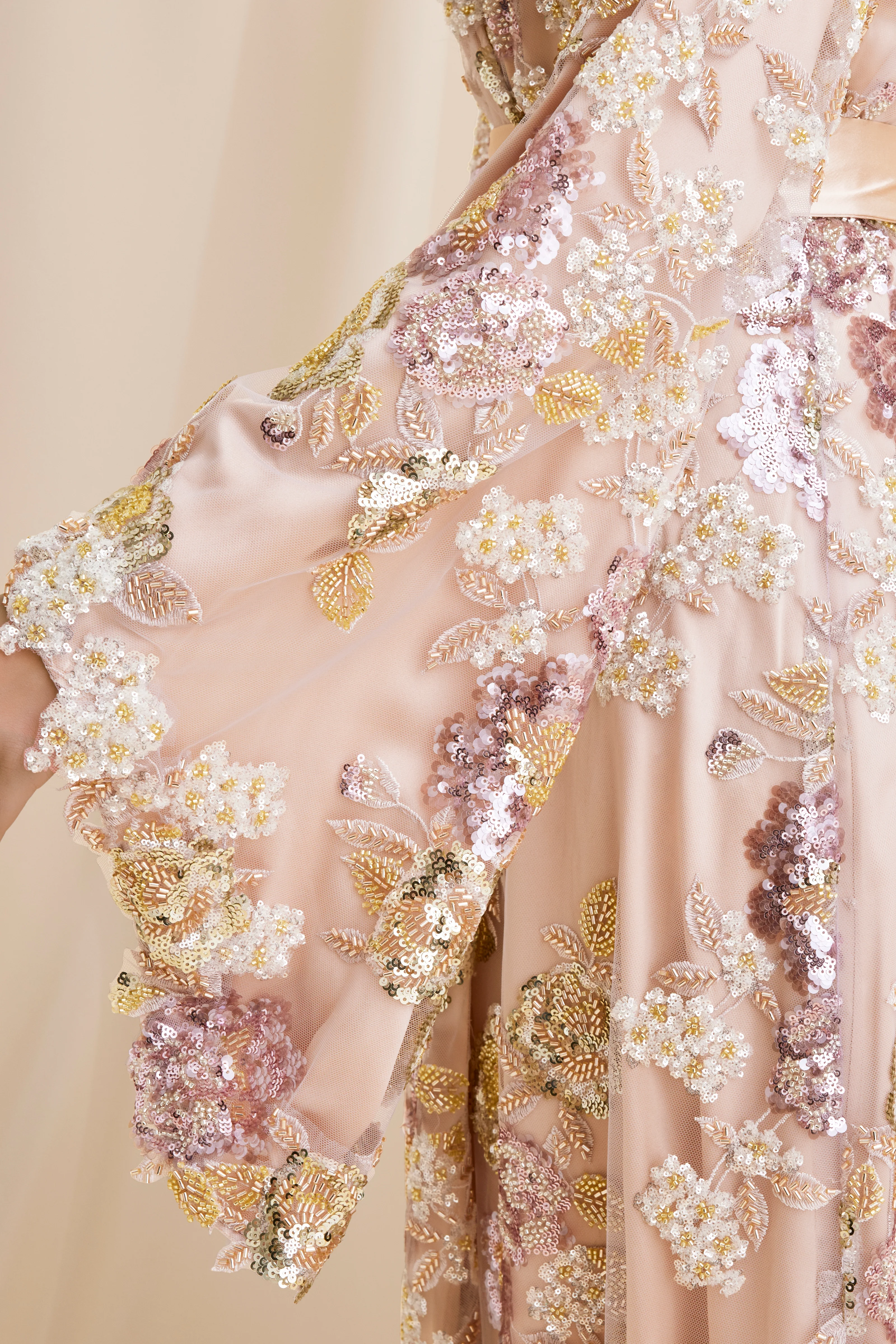ETERNAL BLOOM ROBE - Image 3