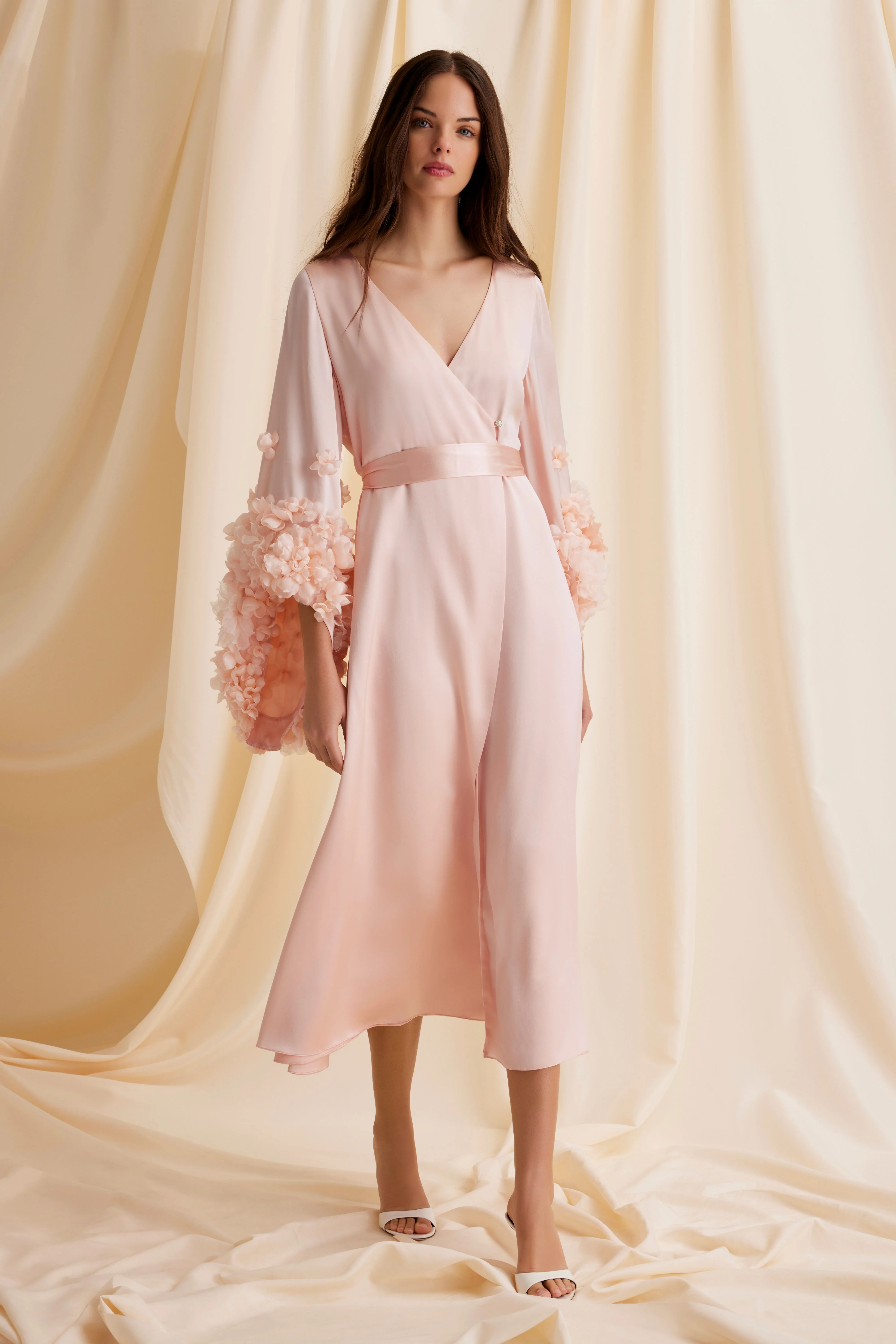 FLORAL AFFAIR ROBE - Image 5